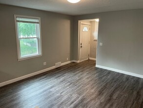 3945 Van Nest Ave in Minneapolis, MN - Building Photo - Building Photo