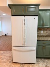 365 Grove St in Perth Amboy, NJ - Foto de edificio - Building Photo