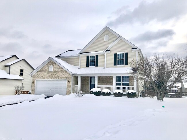 2916 Abbey Knoll Dr in Lewis Center, OH - Building Photo - Building Photo