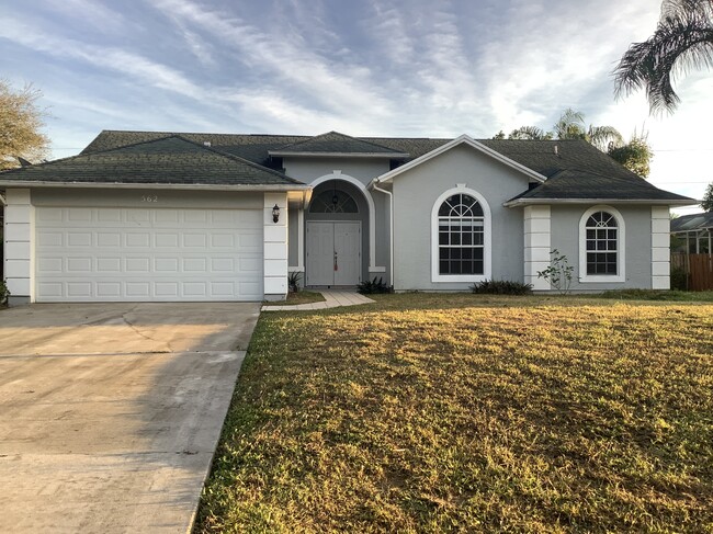 property at 562 SW Badger Terrace