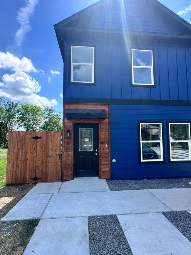 property at 3810 Hiford Dr