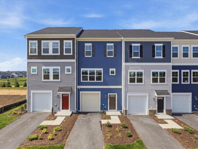 property at 124 SWANSONG Pl