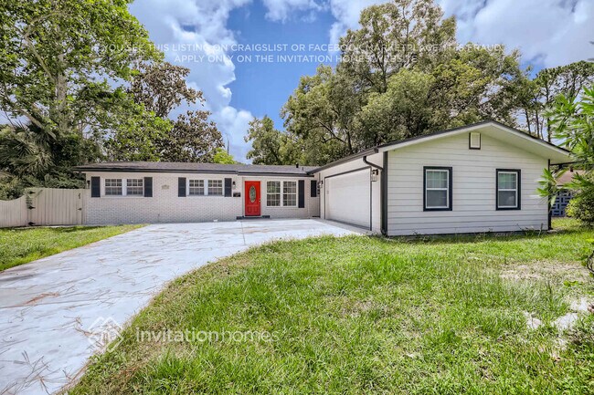 7912 Argentine Dr W in Jacksonville, FL - Building Photo - Building Photo