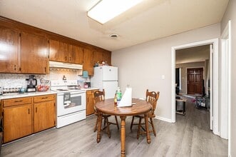 236 Park Ln in Newton, NC - Building Photo - Building Photo
