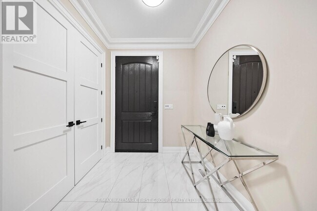 732 Hillview Crescent in Pickering, ON - Building Photo - Building Photo