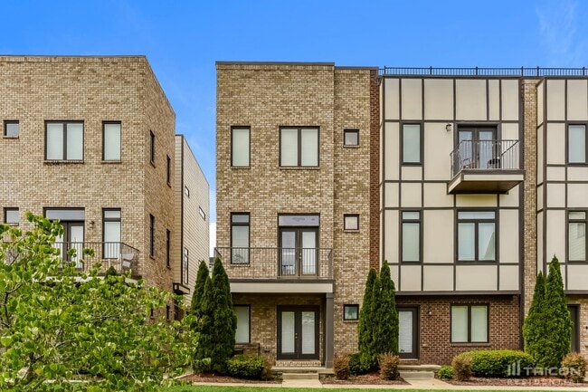 property at 6813 Charlotte Pike