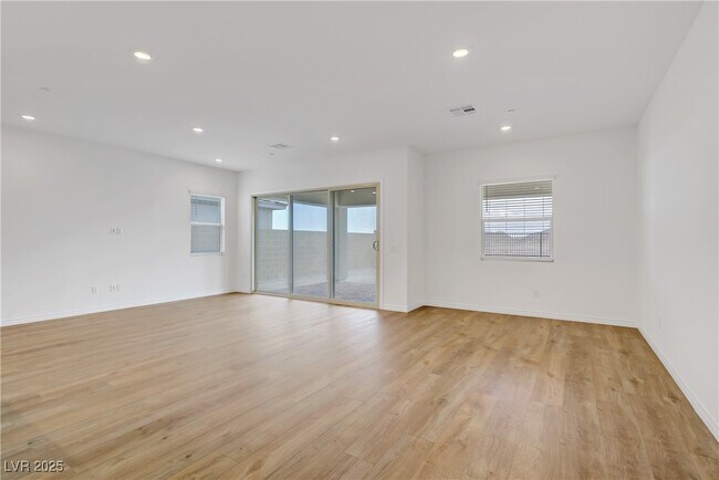 property at 12556 Heritage Hts Dr