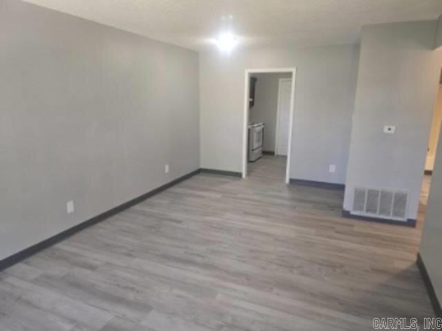 501 W 12th Ave in Pine Bluff, AR - Foto de edificio - Building Photo