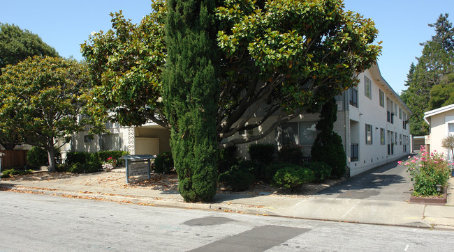 Bayview Apartments in Sunnyvale, CA - Building Photo - Building Photo