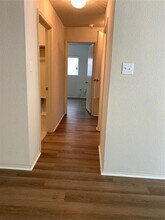 3116 Middleview Rd in Fort Worth, TX - Foto de edificio - Building Photo