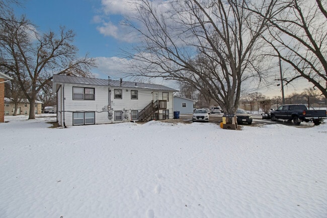 1126 13th St S in St. Cloud, MN - Foto de edificio - Building Photo