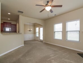 2345 Morgan Farm Dr in Buford, GA - Foto de edificio - Building Photo