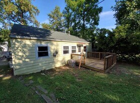 515 S Mitchell St in Bloomington, IN - Building Photo