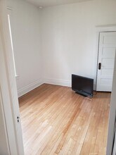 122 Kendall Ave N in Thief River Falls, MN - Building Photo - Building Photo