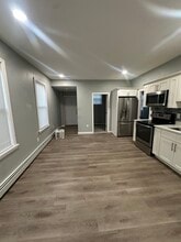 406 Cahill St, Unit 1 in Providence, RI - Building Photo - Building Photo