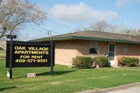 Oak Village Apartments photo'