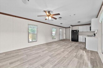 42 Tower Manor Dr in Auburndale, FL - Building Photo - Building Photo