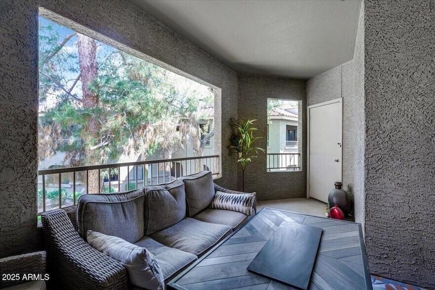 15252 N 100th St, Unit 2141 in Scottsdale, AZ - Building Photo