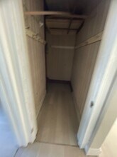 582 Sunbury St, Unit Apt 2 in Minersville, PA - Building Photo - Building Photo
