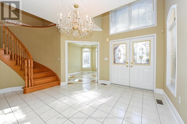 1649 Westbridge Way in Mississauga, ON - Building Photo - Building Photo