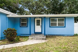 908 S Palm Dr SW in Largo, FL - Building Photo - Building Photo