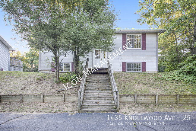 property at 1435 Knollwood Ave