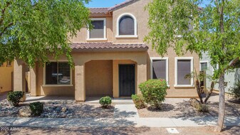 1870 S Colt Dr in Gilbert, AZ - Building Photo