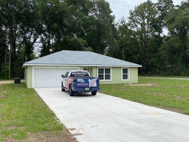 12349 SE 67th Terrace Rd in Belleview, FL - Building Photo - Building Photo