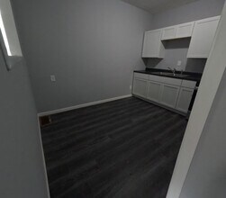 724 E Lawrence St in Mishawaka, IN - Building Photo - Building Photo