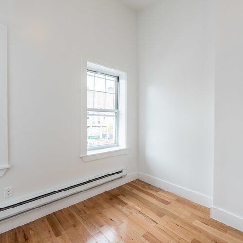 1078 DeKalb Ave-Unit -2f in Brooklyn, NY - Building Photo - Building Photo