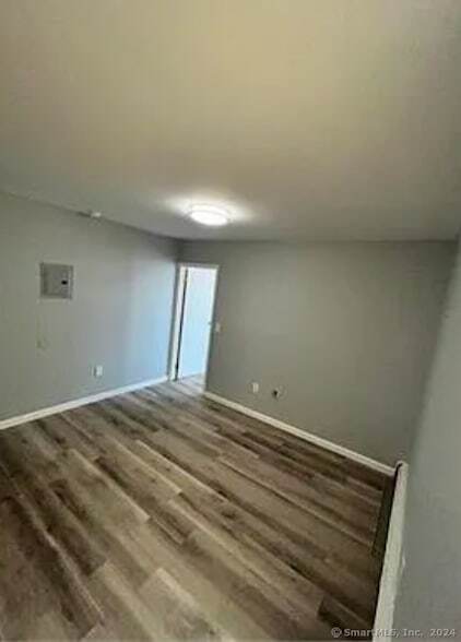 503 E Main St, Unit 511 2b in Bridgeport, CT - Building Photo