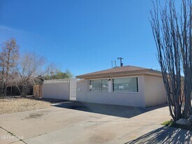 7213 Alto Rey Ave in El Paso, TX - Building Photo