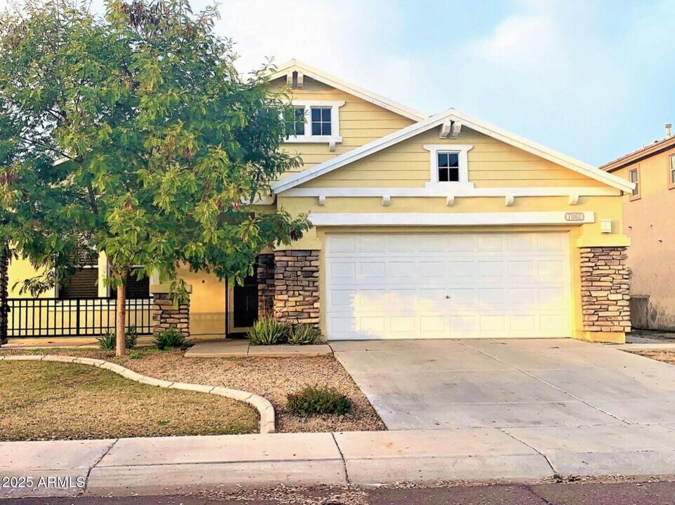 7062 W Palmaire Ave in Glendale, AZ - Building Photo