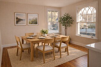 120 Greenwood Ave in Wyncote, PA - Foto de edificio - Building Photo