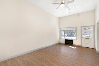 1403 Encinal Ave-Unit -1411 in Alameda, CA - Building Photo - Building Photo
