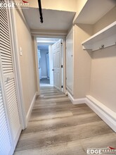 10 E Boulevard Rd, Unit B in Newton, MA - Foto de edificio - Building Photo