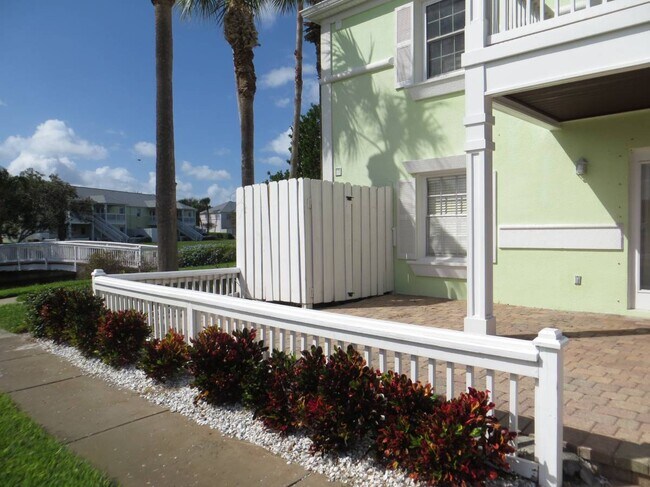 4856 Snook Dr SE, Unit 4856C in St. Petersburg, FL - Building Photo - Building Photo