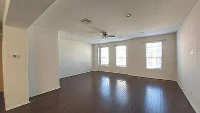 7907 Bachwood Dr in Houston, TX - Building Photo - Building Photo