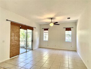 9699 Blue Stone Cir in Ft. Myers, FL - Building Photo - Building Photo