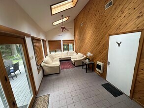 113 Sir Bradford Rd in Blakeslee, PA - Building Photo - Building Photo