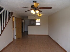 303 Sukoshi Dr in Panama City, FL - Building Photo - Building Photo