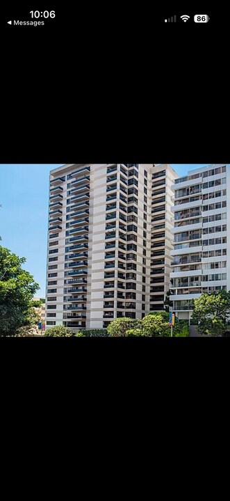 10445 Wilshire Blvd, Unit 305 in Los Angeles, CA - Foto de edificio