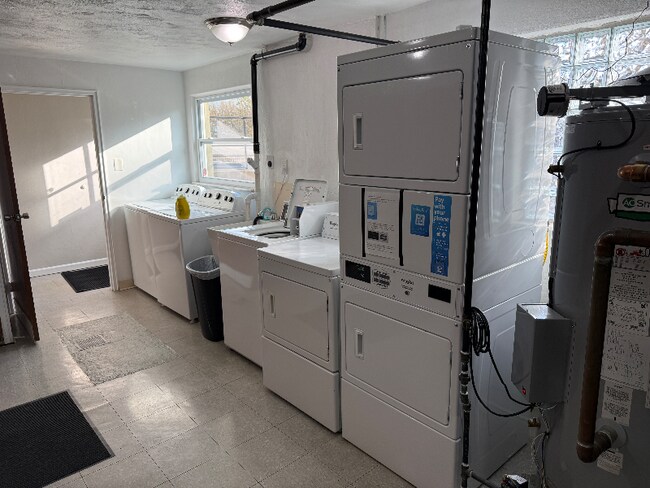 3313 Camvic Terrace in Cheviot, OH - Building Photo - Building Photo