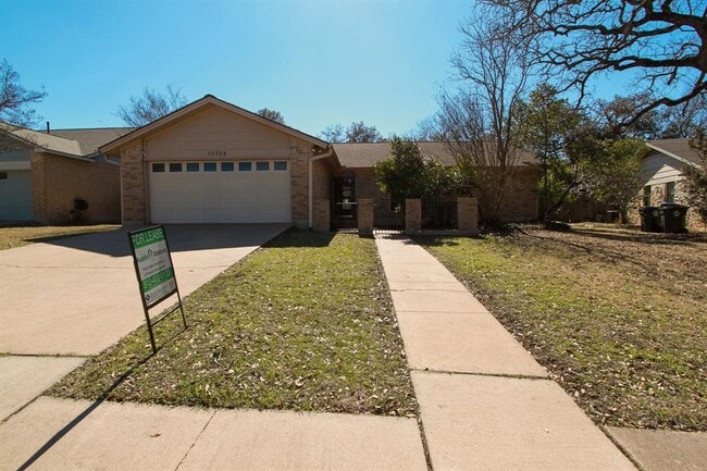 10705 Doering Ln in Austin, TX - Building Photo - Building Photo