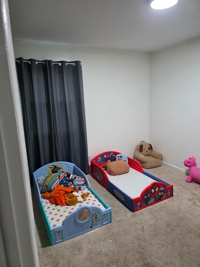 1317 Roosevelt Blvd, Unit 1st Bedroom in Portsmouth, VA - Building Photo - Building Photo