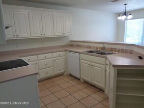 3210 110th St in Lubbock, TX - Building Photo - Building Photo