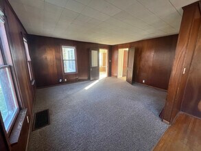 2041 Charles St in La crosse, WI - Building Photo - Building Photo