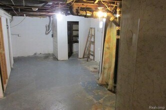 995 Lakeview St in Waterford Township, MI - Building Photo - Building Photo