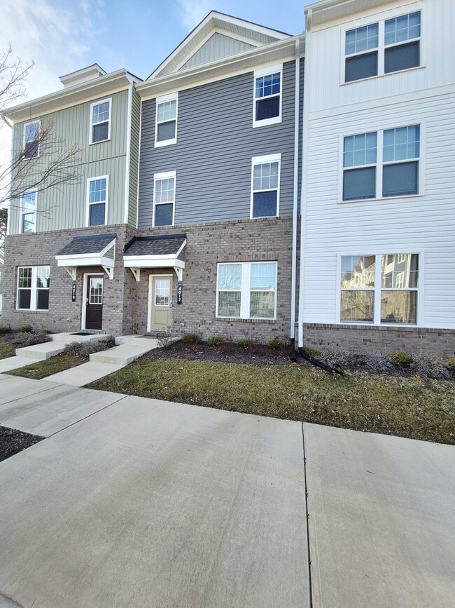 property at 4012 Pk Trl Dr