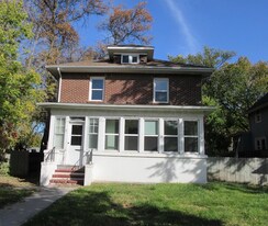 819 11th St N in Fargo, ND - Building Photo